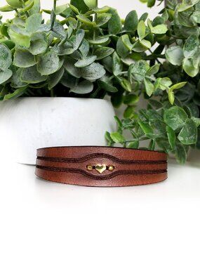 MishaGirl Thin Handmade Beaded Leather Bracelet with Gold Plated Heart